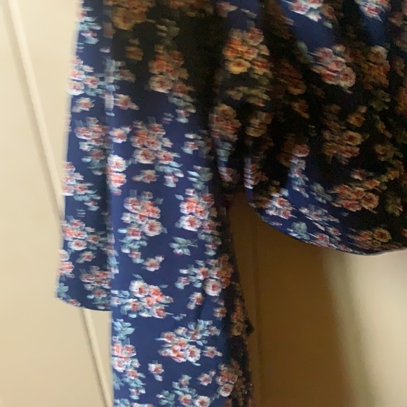 Romesk Floral Jumper Navy Floral - Picture 3 of 3